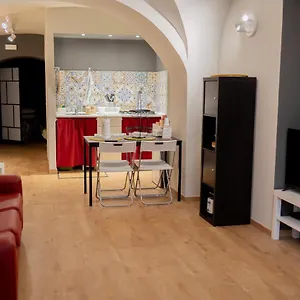 https://lavika-home.catania-hotels.net