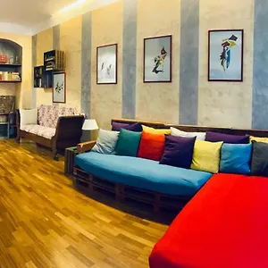 https://pinelli-house.hotelitalianriviera.com