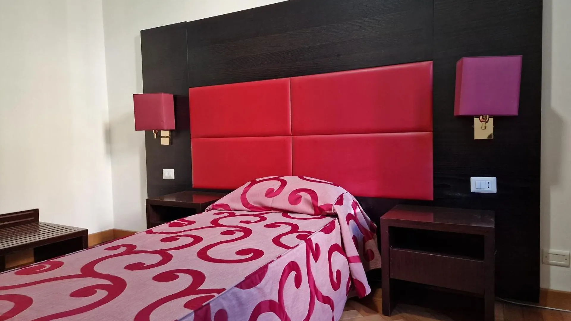 Domus Lilium Apartment Rome Italy