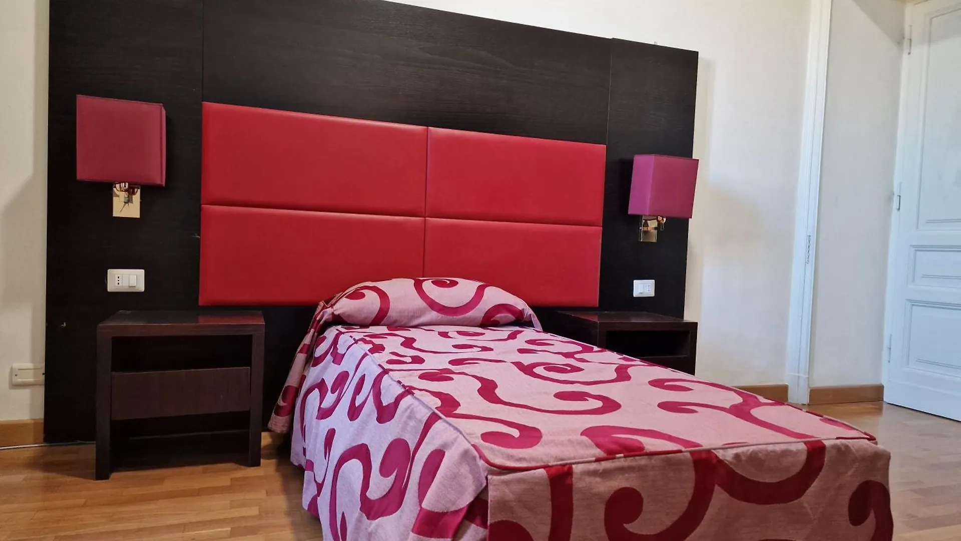 Domus Lilium Apartment Rome 0*,  Italy